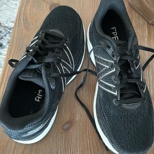 New Balance 860 black-white.  Like new